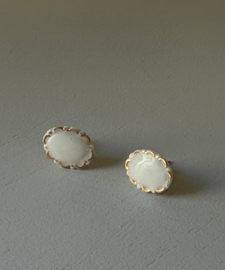 パリ発、ヨレーヌ・ジレ　ポルセレン　ピアス　プシケ