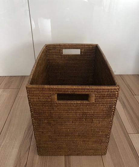 ホテル仕様のラタン　ドメスティックバスケット深底タイプ