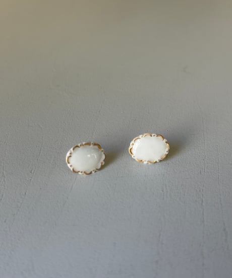 パリ発、ヨレーヌ・ジレ　ポルセレン　ピアス　プシケ