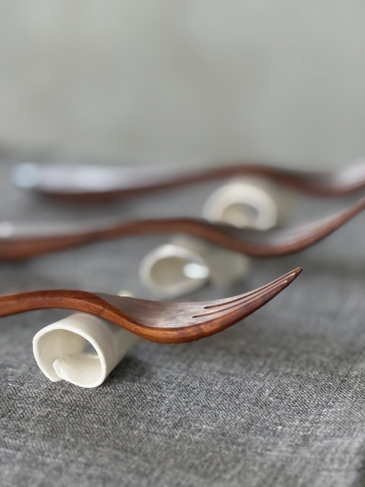 白いセラミック箸置き 3_000000026270.jpg?1736235805