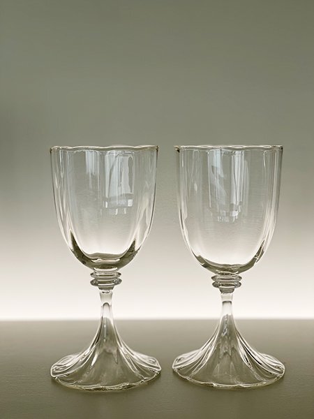 【チェコスロバキア製ビンテージ】オーロラカットグラスブローチ チェコスロバキア製ビンテージ】オーロラカットグラスブローチ