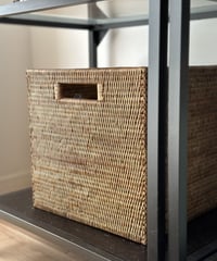 ホテル仕様のラタン　ドメスティックバスケット正方形タイプ