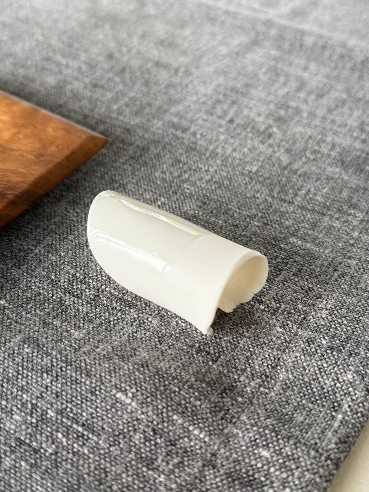 白いセラミック箸置き セラミック箸置き ブラン | els nakanoshima