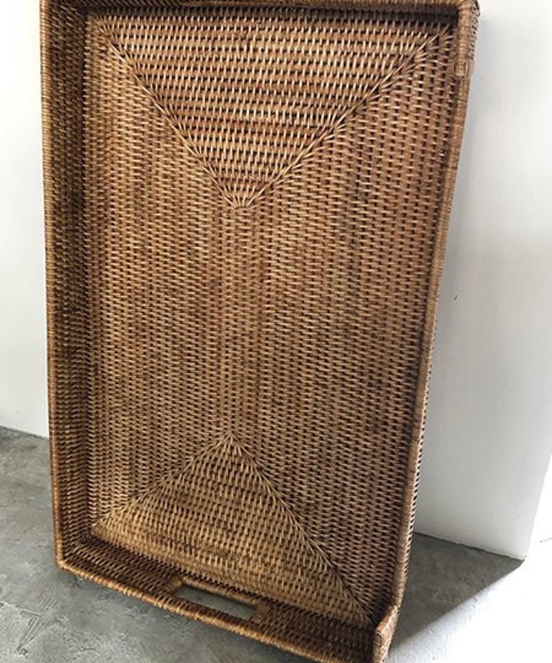 ホテル仕様のラタン、ブレックファーストテーブル | els nakanoshima