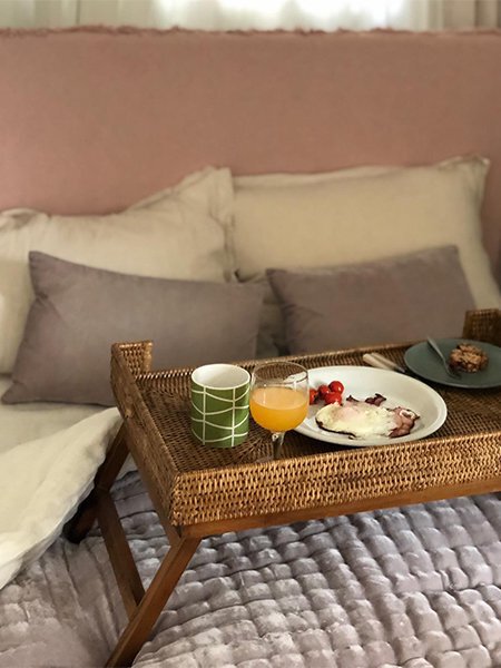 ホテル仕様のラタン、ブレックファーストテーブル | els nakanoshima