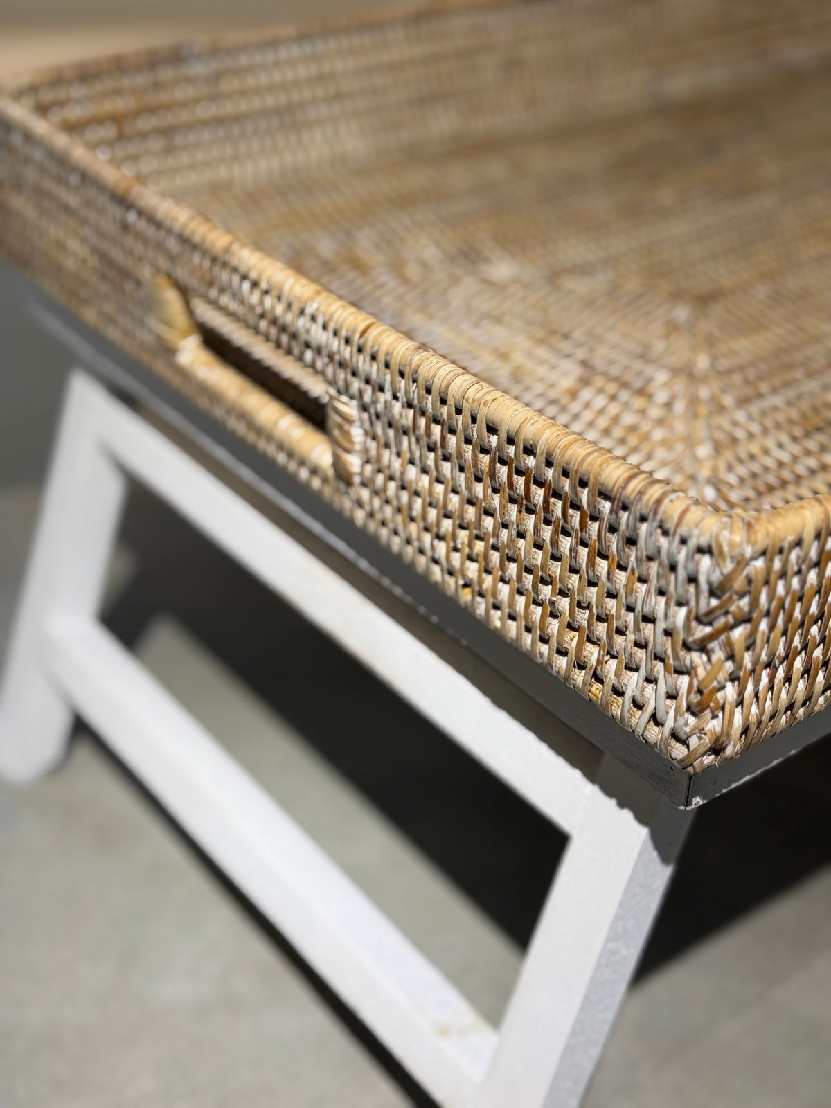 ラタン製 ブレイクファスト トレイテーブル 籐 ホテルスタイル アジアンテイスト fit=scale-down,w=1200