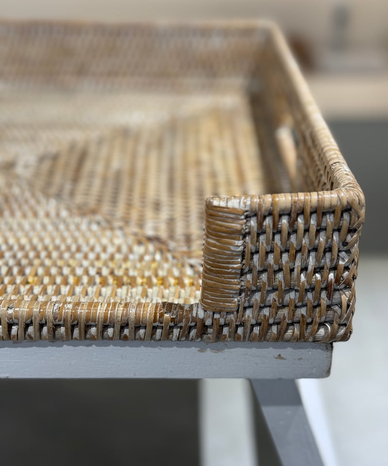 ホテル仕様のラタン、ブレックファーストテーブル | els nakanoshima