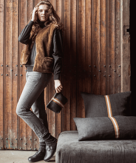 リネンクッションカバー　Jasper faded black ジャスパーフェイデッドブラック LIBECO