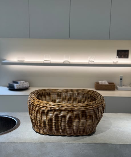 ホテル仕様のラタン、キャットベッド