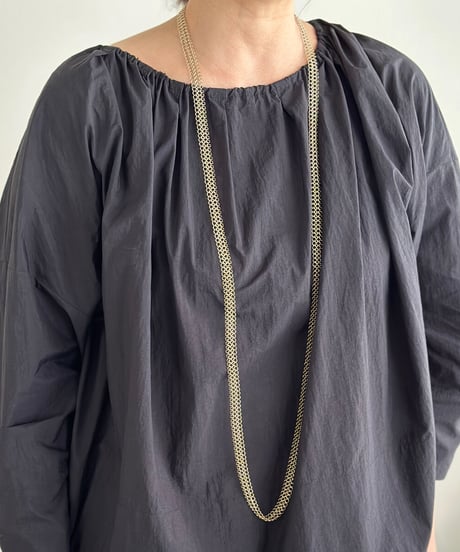 パリ発、Pascale Lion　パスカル・リヨン　レ・バジック　　ネックレス　ゴールド