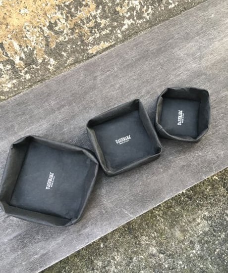 イタリア発、ペーパーバッグ　スクウェア　ロリ SET of 3