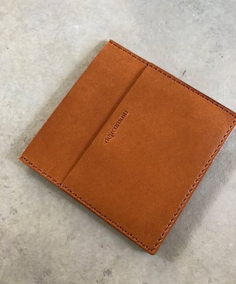 パリシックなハンドメイドレザーカードケース　ネジコミュ