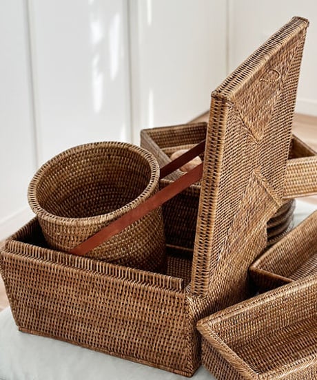ホテル仕様のラタン、スモールダストビン