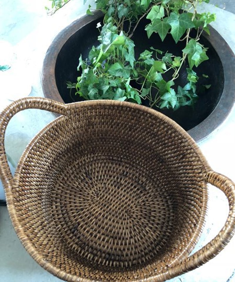 ホテル仕様のラタン オーバルバスケット | els nakanoshima
