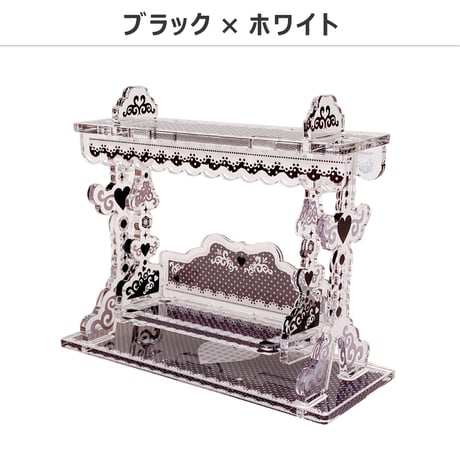 ミニフィギュアが乗るブランコベンチ
