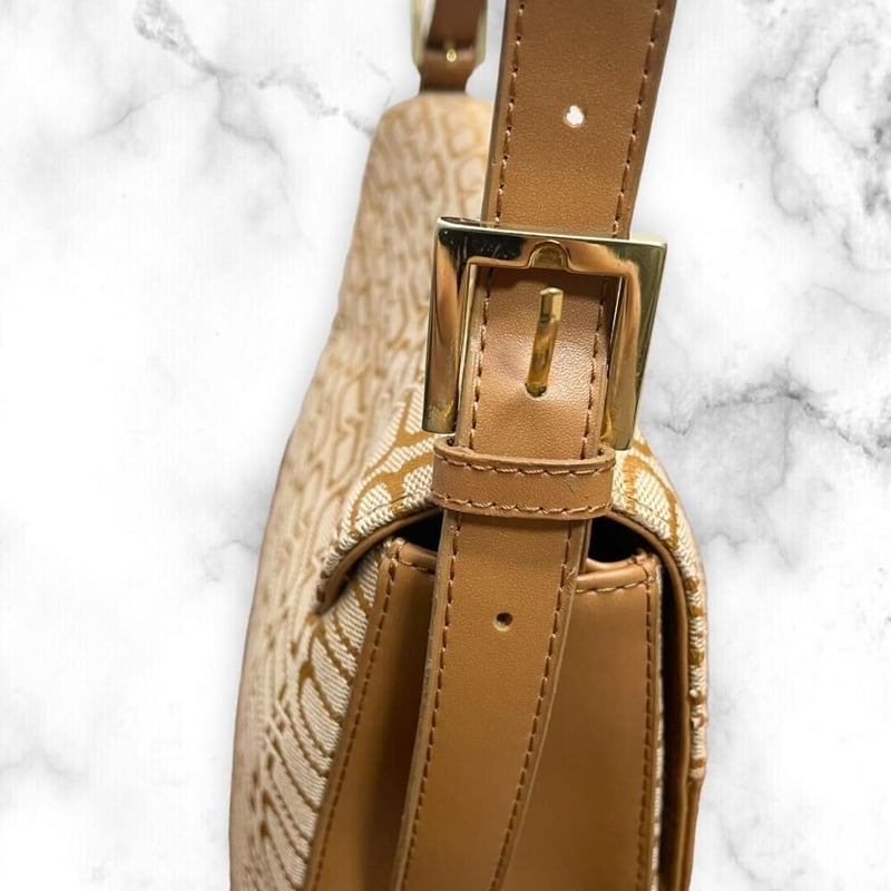 Balenciaga ブラウンレザー バッグ 良品BALENCIAGA ブラウン レザー ショルダーバッグ