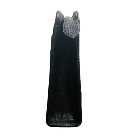【美品】バーバリー レザー セカンドバッグ 黒