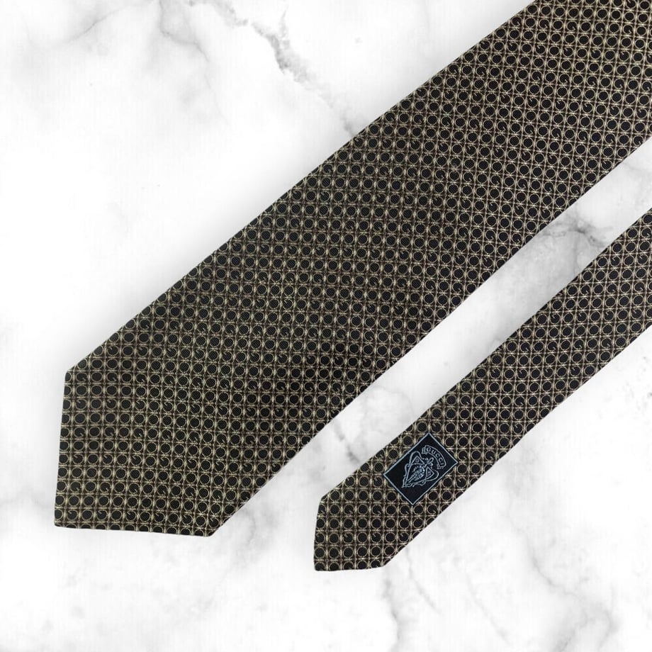 64884bc96aabc3002b24fe32