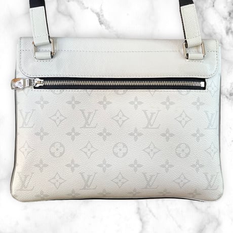 【美品】LOUIS VUITTON ルイヴィトン モノグラムメッセンジャーバッグ タイガラマ キャンバス