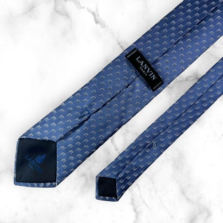 【244】LANVIN ランバン ネクタイ ハイブランド 規則柄 青 ビジネス