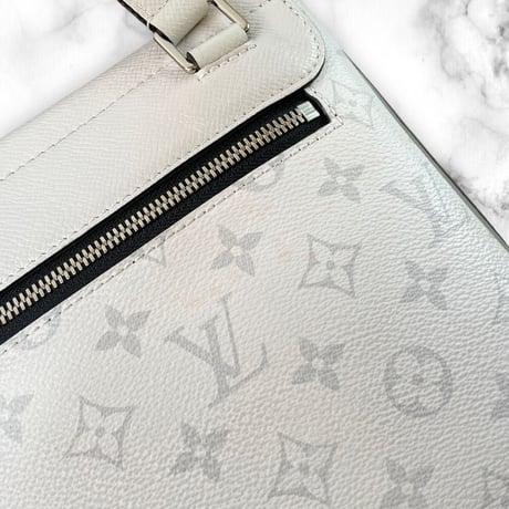 【美品】LOUIS VUITTON ルイヴィトン モノグラムメッセンジャーバッグ タイガラマ キャンバス