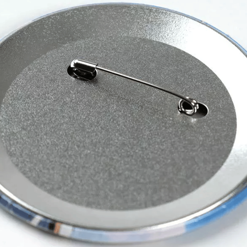 狼男一族の女の子：缶バッジ44㎜送料無料 | クラージェ2