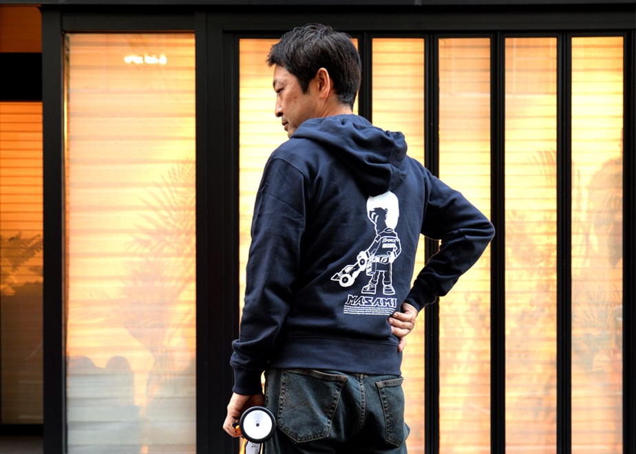 レア未使用アタラシアラシパーカー ミニラ パーカー(Lサイズ): アパレル／布製品／ゴジラ・ストア