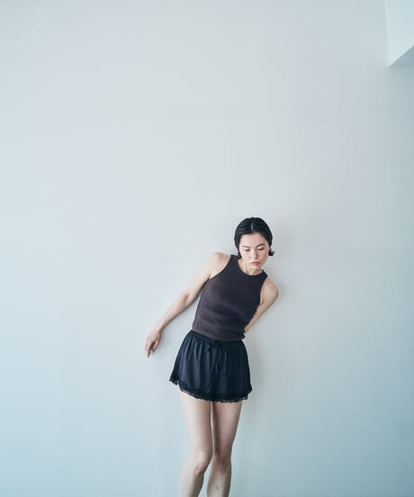TANK TOP(DARK BROWN)