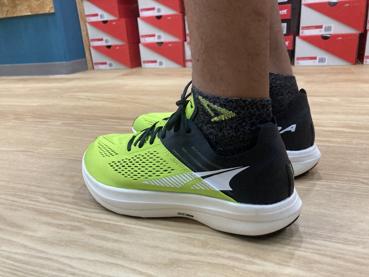 ALTRA アルトラ バニッシュ カーボン VANISH CARBON VANISH CARBON （バニッシュ カーボン）メンズ – アルトラ