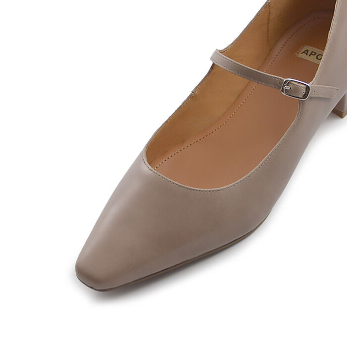 メリージェーン 30 グレージュ｜APOM235 | APOM ONLINE STORE -