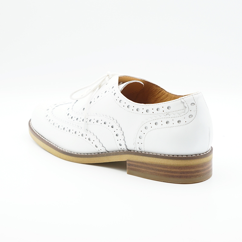 未使用APOM レザーサンダル　レザーシューズ　ホワイト　40 25cm ブローグシューズ 30 ホワイト｜APOM115 | APOM ONLINE STORE -