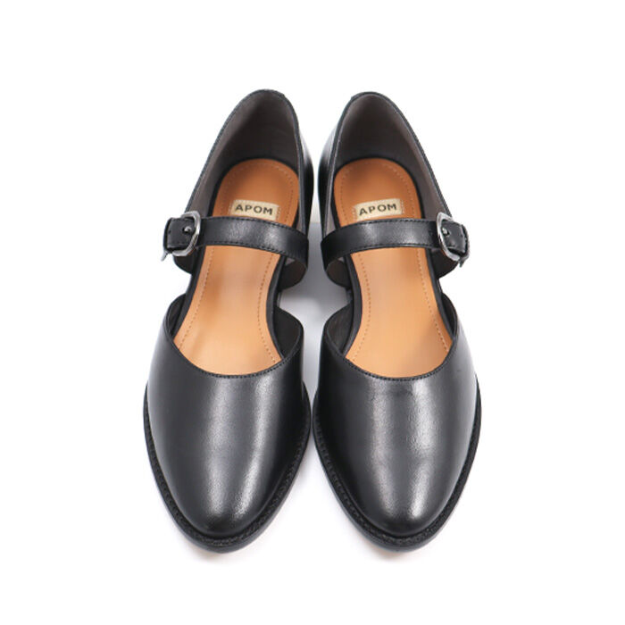 ストラップシューズ 30 ブラック｜APOM130 | APOM ONLINE STORE -