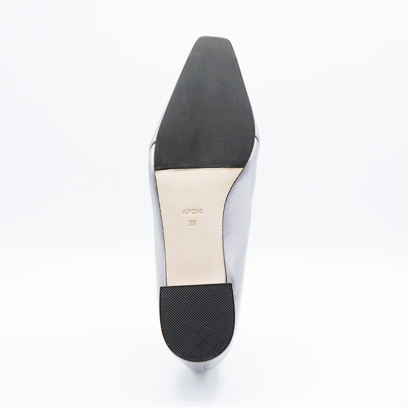 プラダ　オーダー　シルバーパンプス(新品未使用品) ランバン コレクション LANVIN COLLECTION オープントゥ