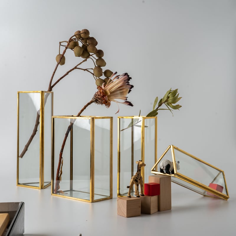 POSH LIVING フレームフラワーベース ソリッド（Rectangle） | IMAMA