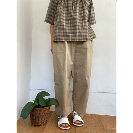 フーコ　コットンツイルパンツ / ベージュ