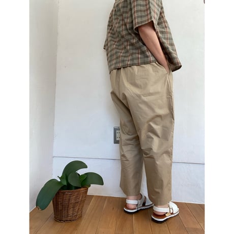 フーコ　コットンツイルパンツ / ベージュ