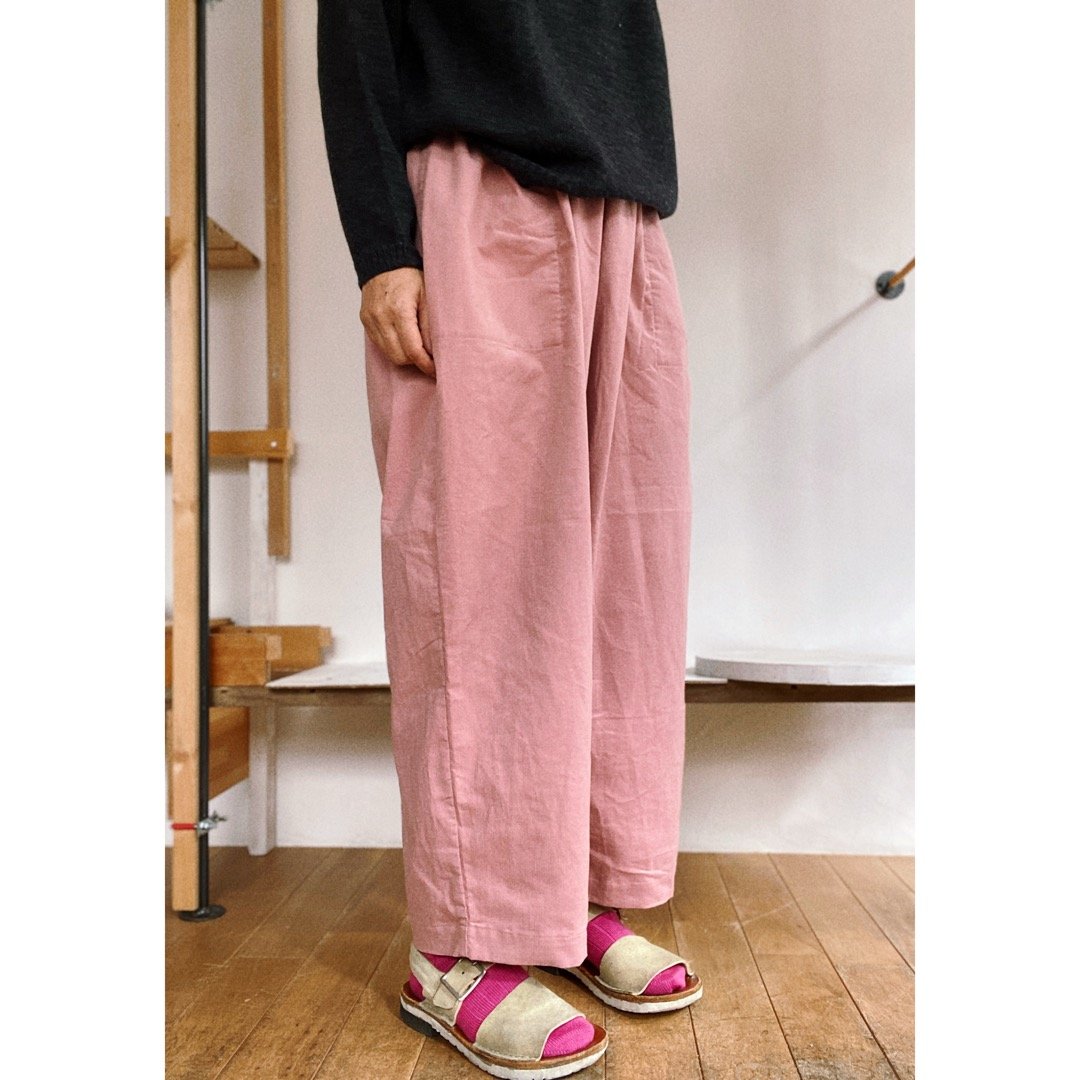fu-ko 細コーデュロイパンツ・スモーキーピンク | フーコオンライン