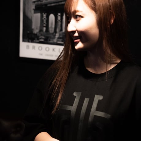 BIGシルエット　ロゴＴシャツ