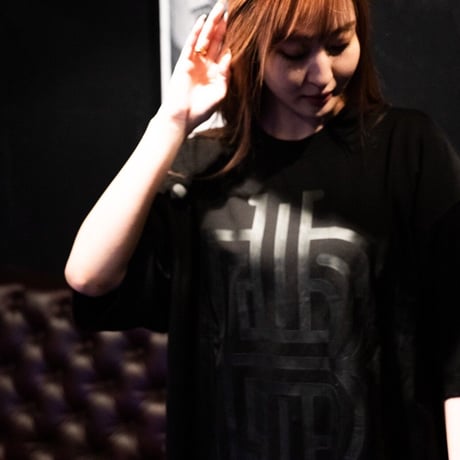 BIGシルエット　ロゴＴシャツ