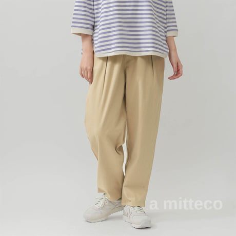 馴染みやすい　ベーシック　ストレッチ　ストレート　パンツ　【ベージュ】　M~Lサイズ
