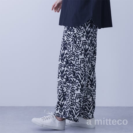 イージーケア　麻タッチ　プリント　ゆったりパンツ　【リーフ】　レディース　Mサイズ