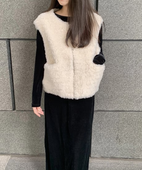 mouton boa vest