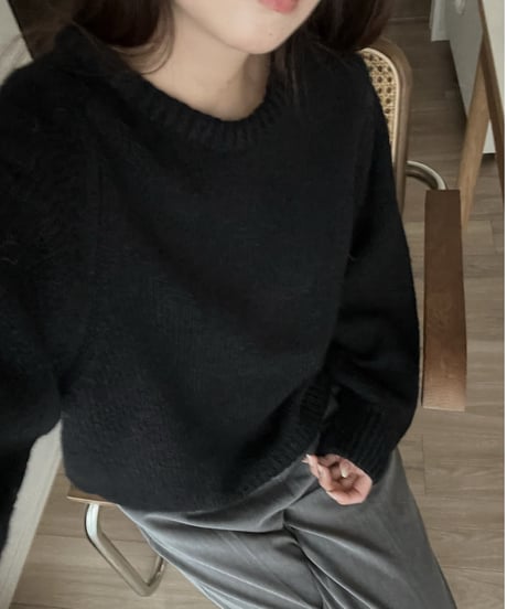 alpaca saddle round knit