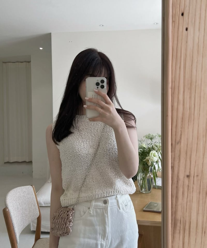 boucle sleeveless knit | mie ajunar