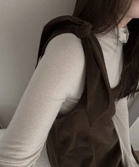 shoulder ribbon dress