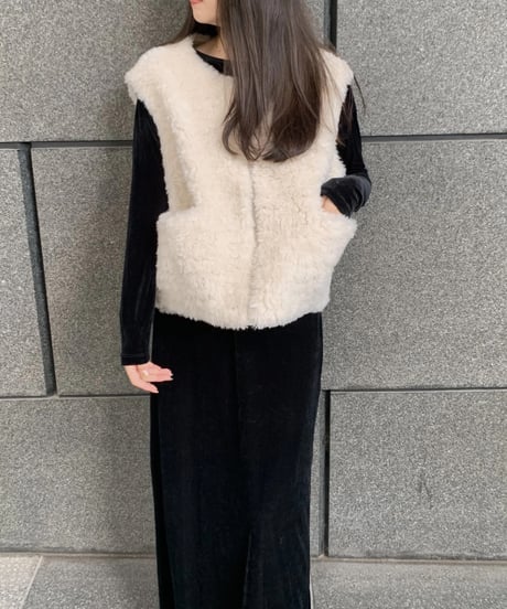 mouton boa vest