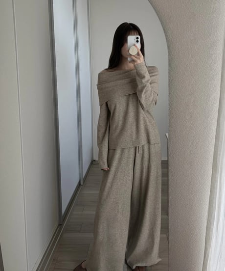 deer offshoulder knit setup