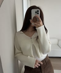 interseasonal ring button cardigan