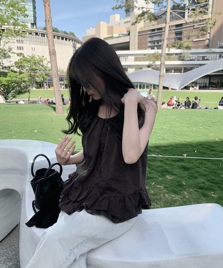 frill blouse