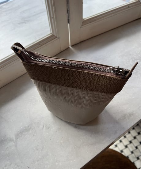 mini bucket bag